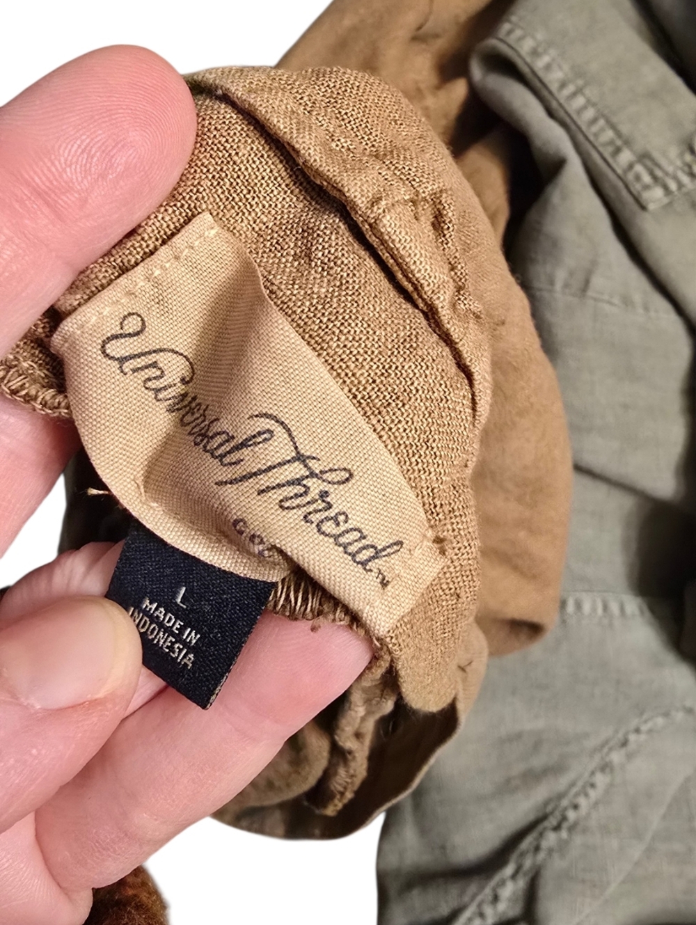 Universal Thread Linen-Blend Relaxed Overalls in Olive and Taupe - Picture 10 of 11